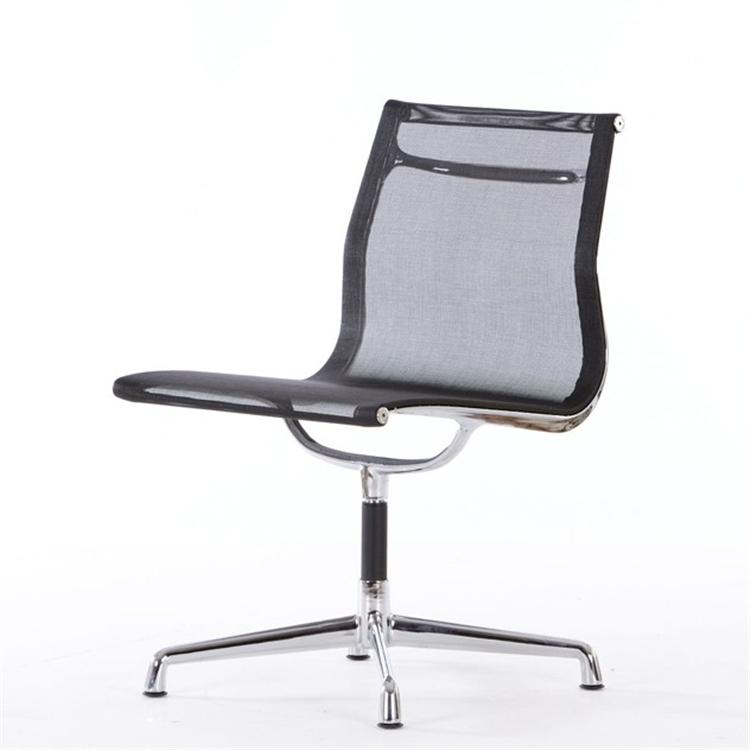 Charles Eames style, Krzeslo konferencyjne EA105 mesh netweave czarny