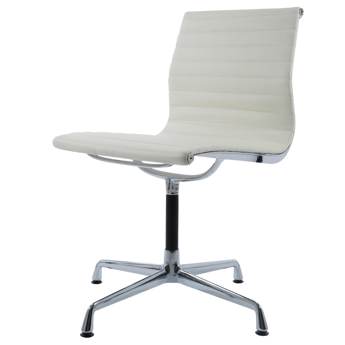 Charles Eames style, Krzeslo konferencyjne EA105 Skóra smietana